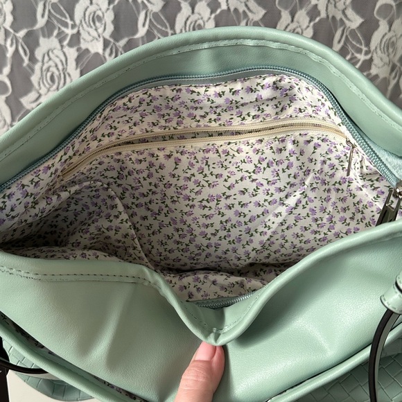 K. Carroll Alyssa Hobo bag in green - NWT - Picture 8 of 10